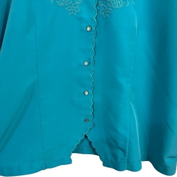 Anthony Richards Blue Button Up 12 Eyelet Cutout Embroidered Flowers Scalloped - Picture 6 of 9